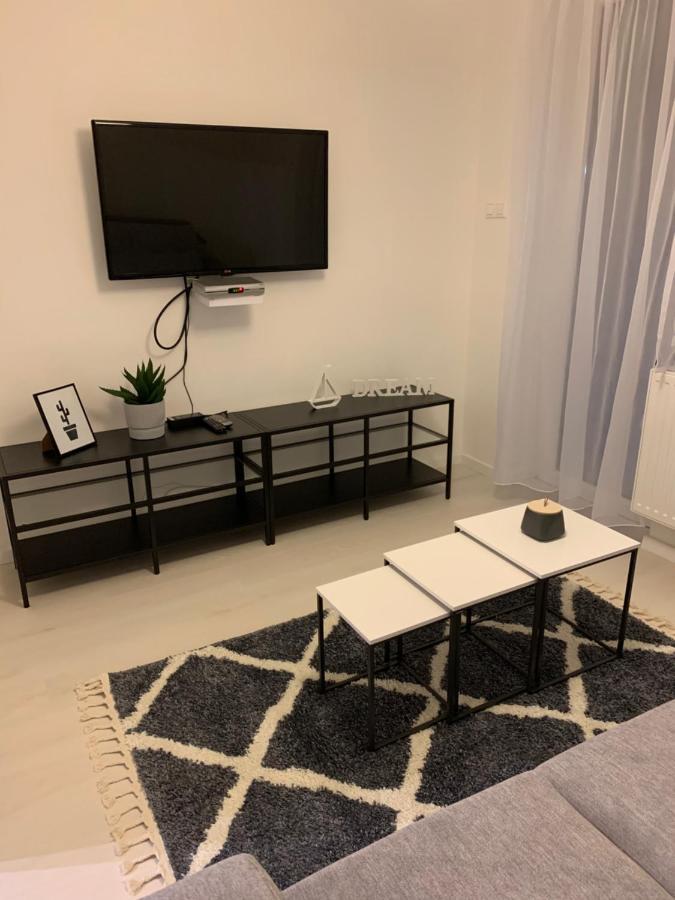 Zenit Apartman Bük Eksteriør billede